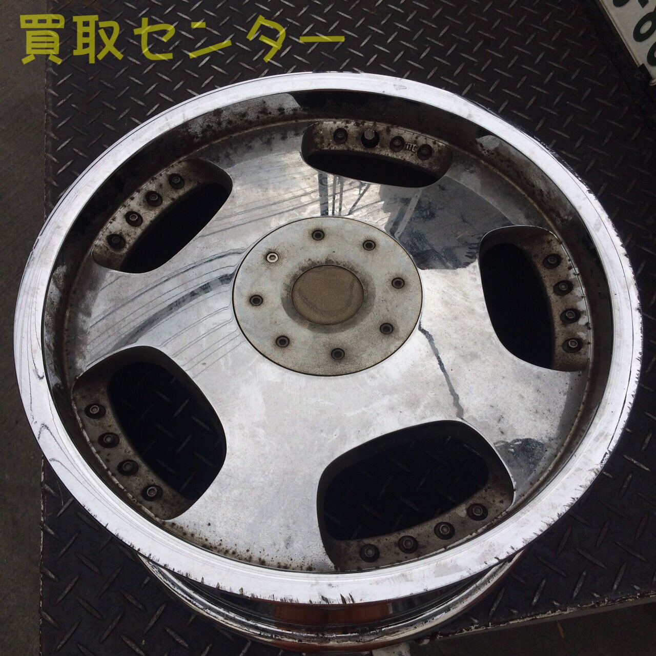 アルミホイール アルミホイール